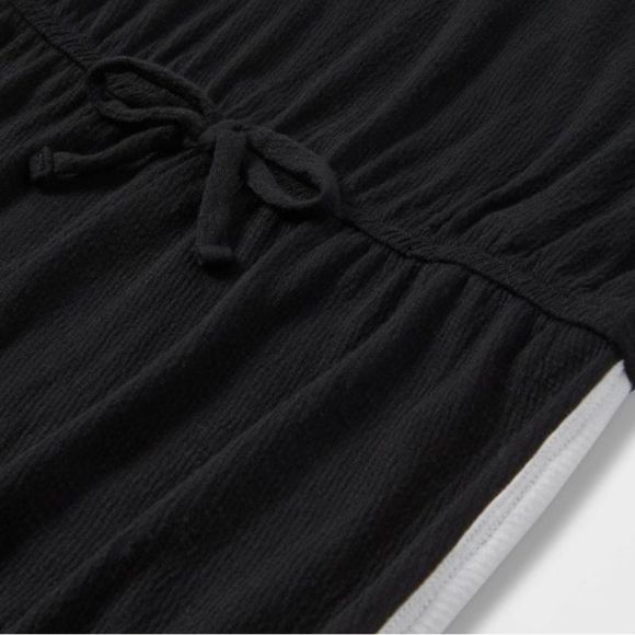 NWOT. Art Class romper. Lost tag, but it has never been worn or even tried on.. - Picture 2 of 3